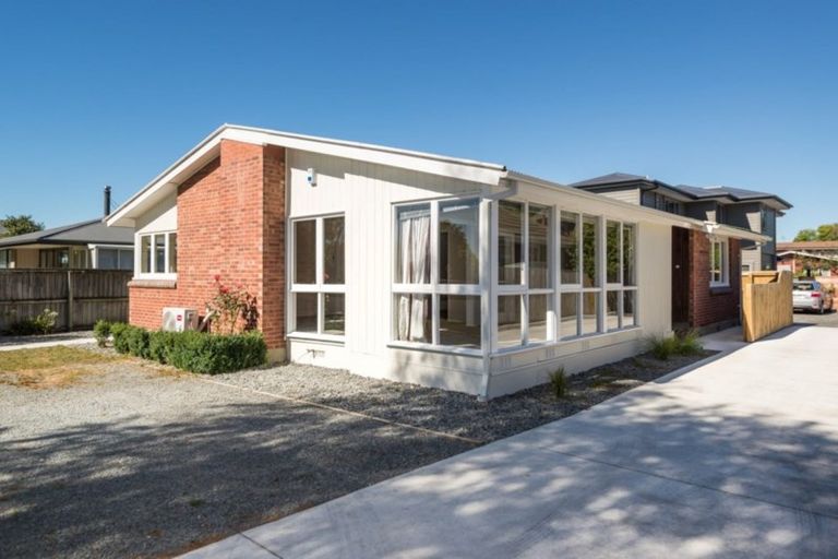 Photo of property in 201 Memorial Avenue, Burnside, Christchurch, 8053