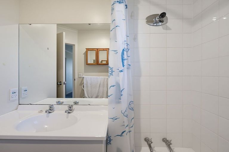 Photo of property in 3 Newfield Drive, Fairview Downs, Hamilton, 3214