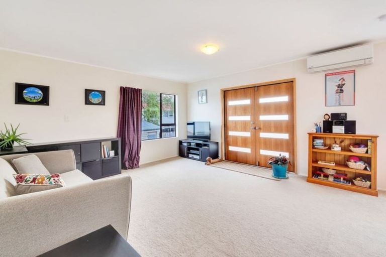 Photo of property in 37b Orion Street, Papakura, 2110