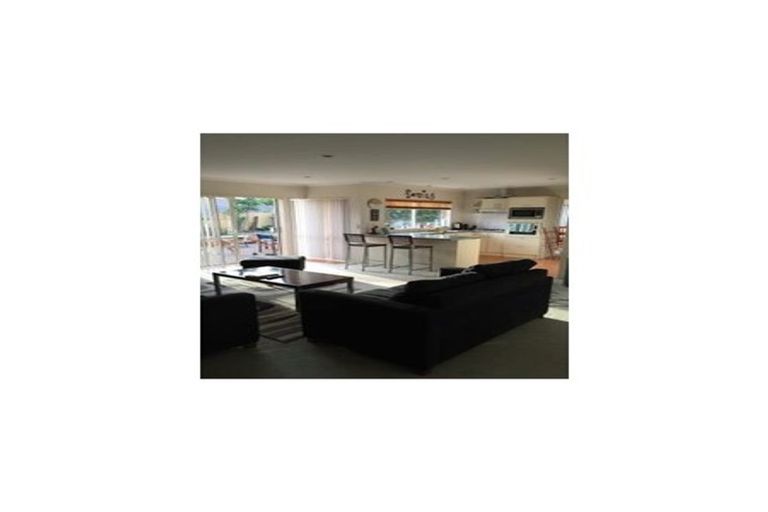 Photo of property in 8 Dromora Close, Dannemora, Auckland, 2016