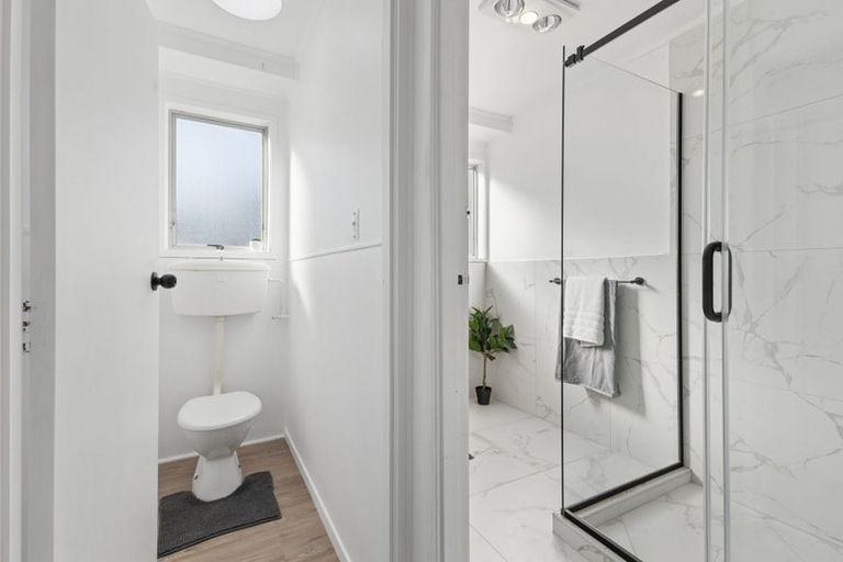 Photo of property in 7 Pushon Place, Clendon Park, Auckland, 2103