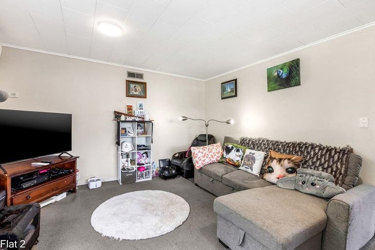 Photo of property in 1/3 Ngaio Gorge Road, Ngaio, Wellington, 6035