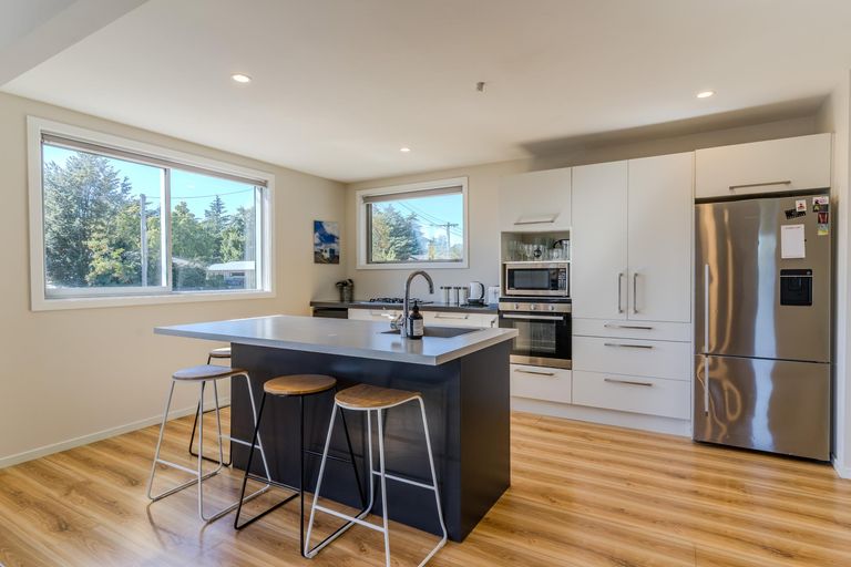 Photo of property in 43 Jollie Road, Twizel, 7901