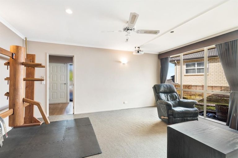 Photo of property in 2/39 Marriott Road, Pakuranga, Auckland, 2010