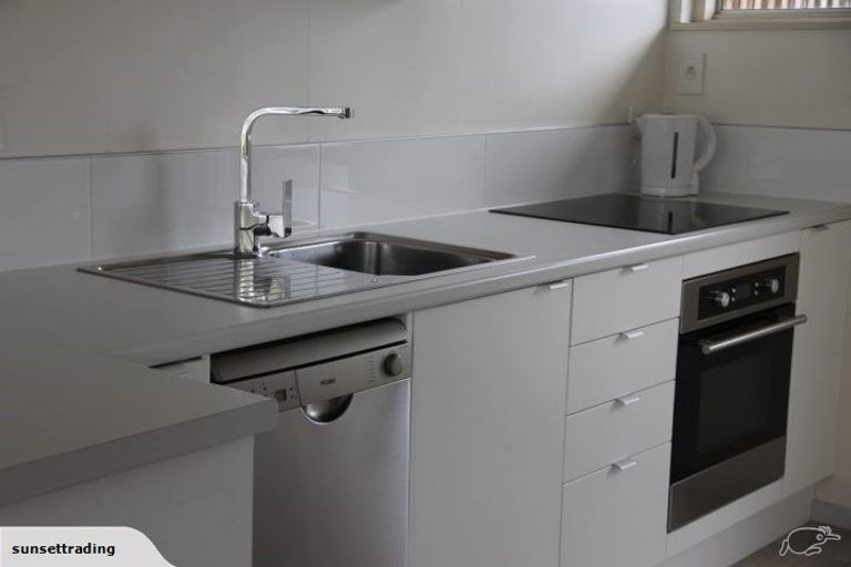 Photo of property in 3/10 Courtenay Street, St Albans, Christchurch, 8014