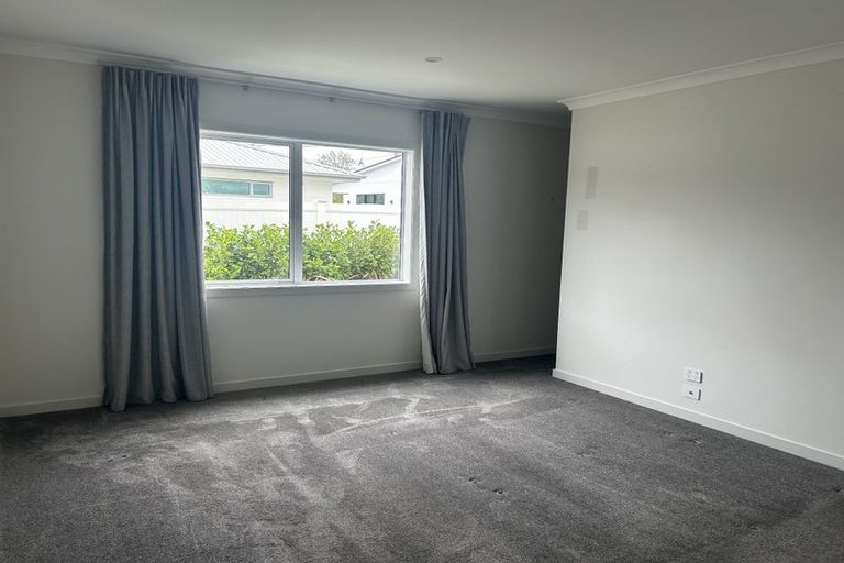 Photo of property in 10 Puroto Place, One Tree Point, 0118