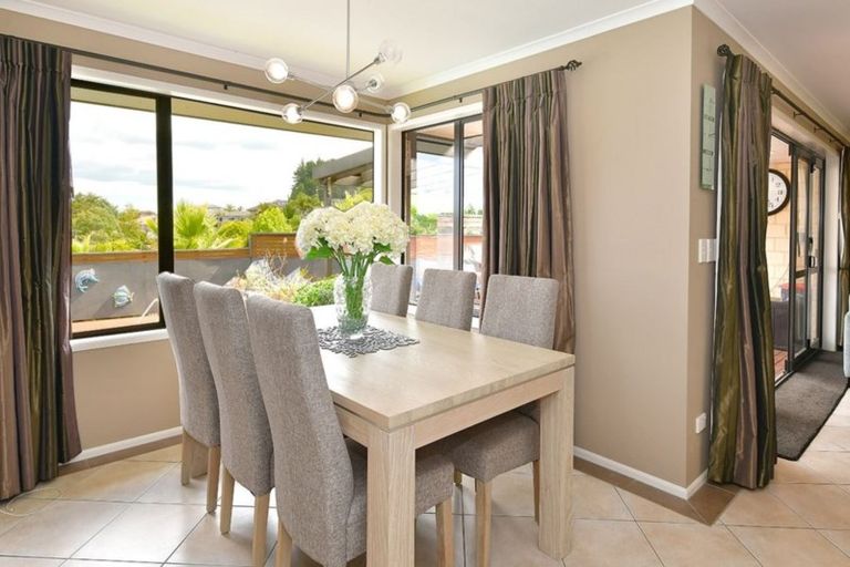 Photo of property in 8a Astrolabe Place, Gulf Harbour, Whangaparaoa, 0930