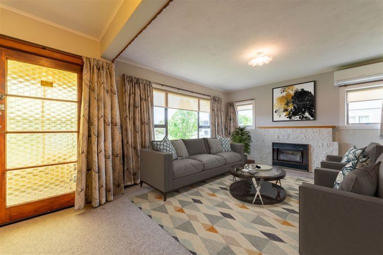 Photo of property in 6 Moorhouse Street, Waimate, 7924