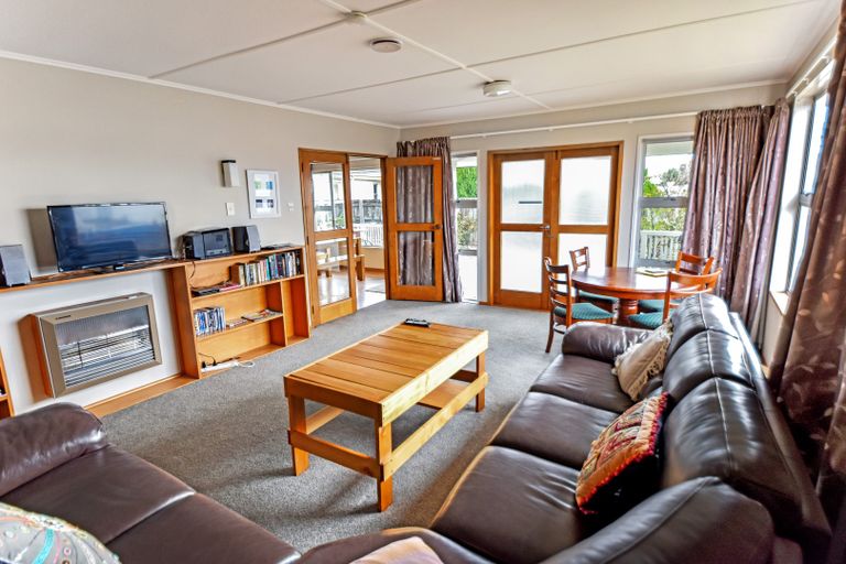 Photo of property in 35 Tasman Road, Twizel, 7901