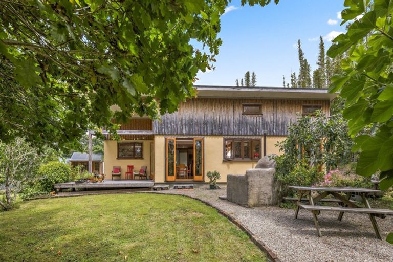 Photo of property in 968 Kaipara Flats Road, Kaipara Flats, Warkworth, 0984