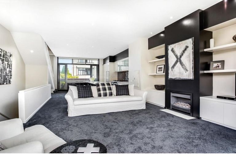 Photo of property in 12b Domain Drive, Parnell, Auckland, 1052