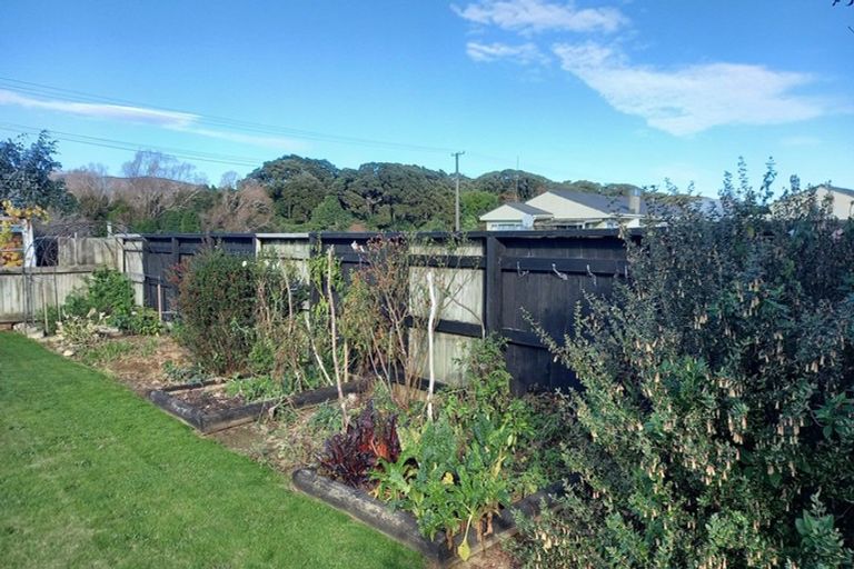 Photo of property in 3 Carlyle Street, Tuatapere, 9620