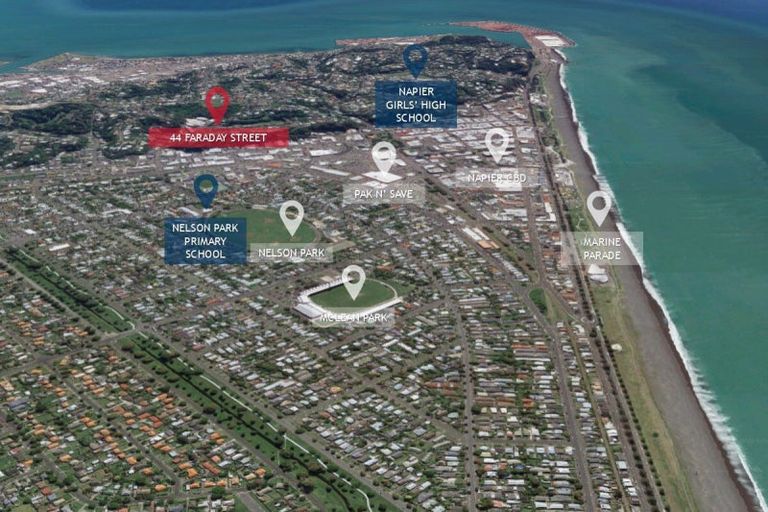 Photo of property in 44 Faraday Street, Hospital Hill, Napier, 4110