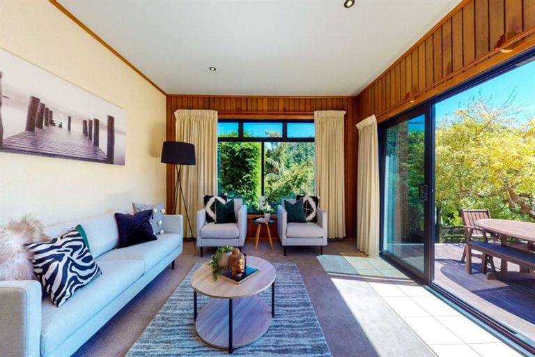 Photo of property in 5 Lillian Street, Belmont, Lower Hutt, 5010