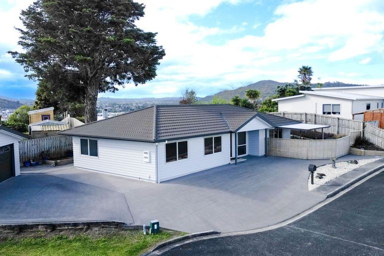 Photo of property in 16 Madison Place, Morningside, Whangarei, 0110