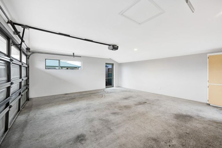 Photo of property in 21a Clemow Road, Fitzroy, New Plymouth, 4312
