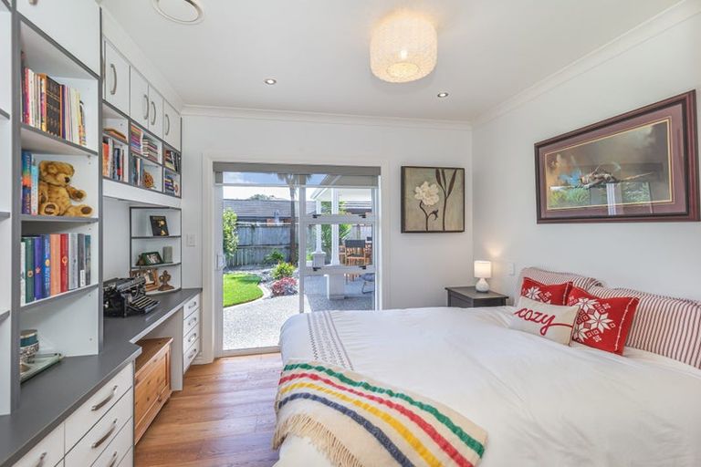 Photo of property in 15 Okarito Avenue, Levin, 5510