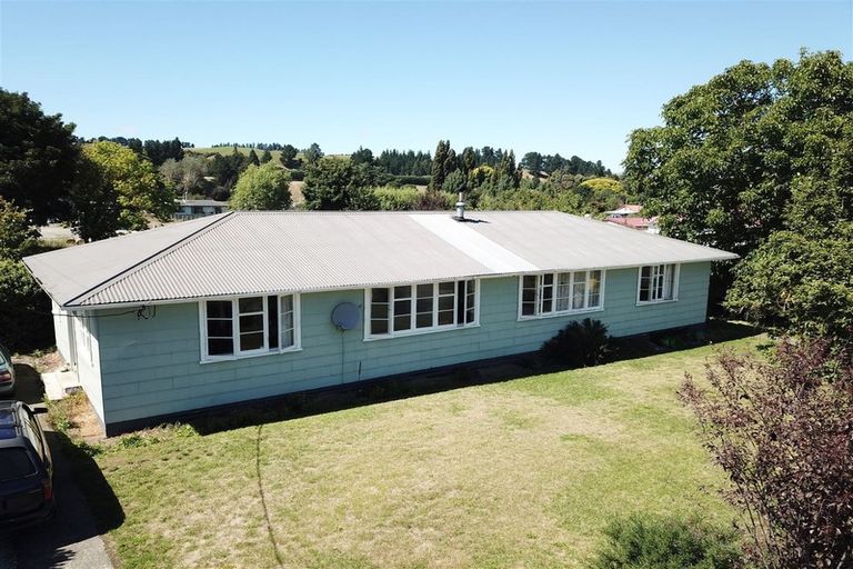 Photo of property in 40 Leslie Street, Waiau, 7332