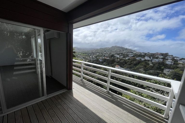 Photo of property in 13-13a Espin Crescent, Karori, Wellington, 6012