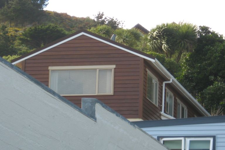 Photo of property in 102a Parkvale Road, Karori, Wellington, 6012