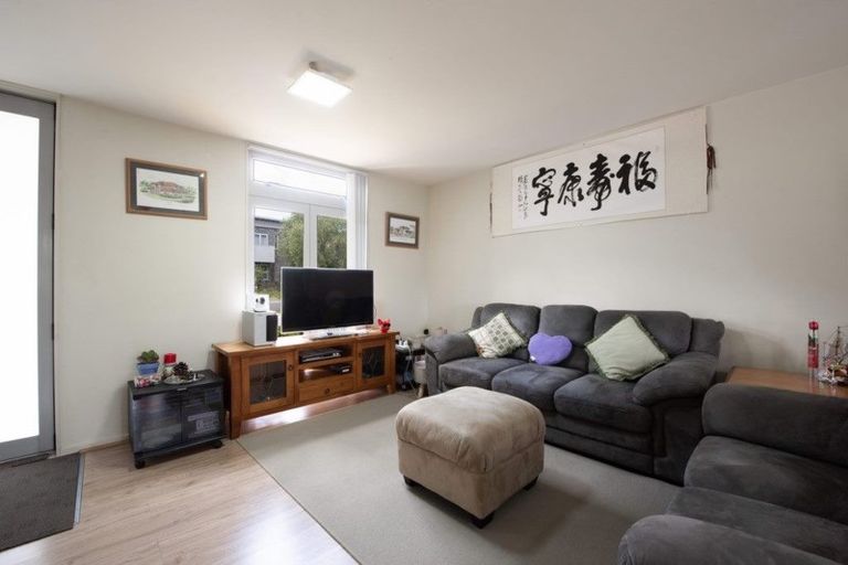 Photo of property in 20 Albionvale Road, Glen Eden, Auckland, 0602