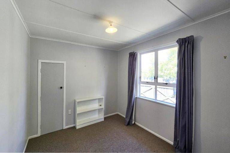 Photo of property in 11a Hinton Road, Taradale, Napier, 4112