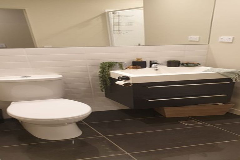 Photo of property in 8/31 Princess Terrace, Newtown, Wellington, 6021