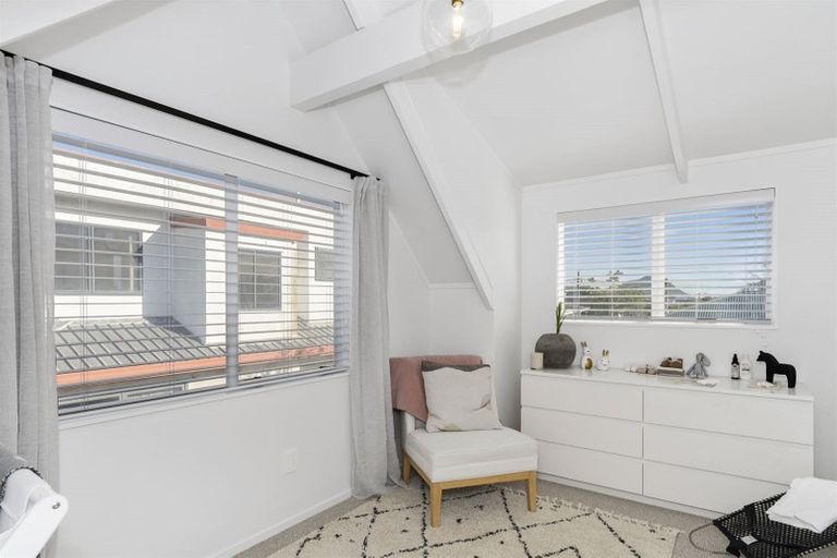 Photo of property in 10b Tui Street, Mount Maunganui, 3116