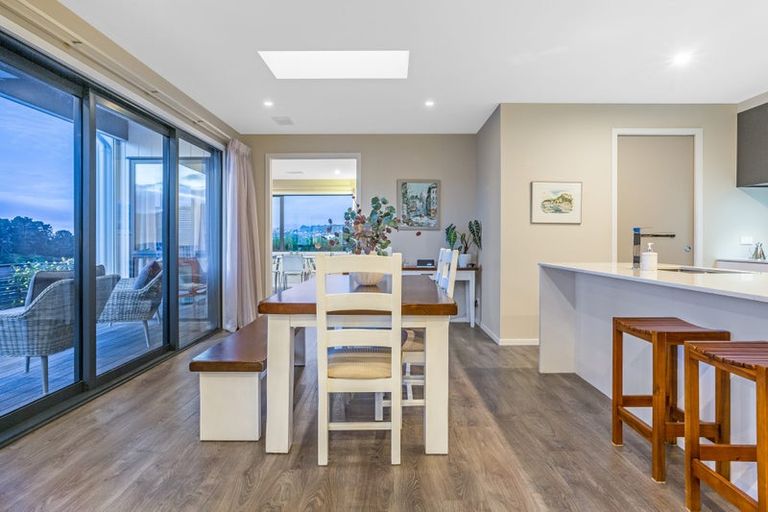 Photo of property in 20 Waitaria Terrace, Aotea, Porirua, 5024