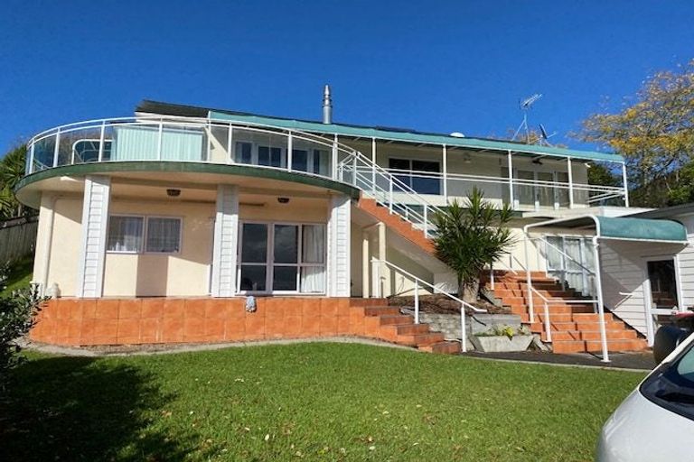 Photo of property in 36 Bronzewing Terrace, Unsworth Heights, Auckland, 0632