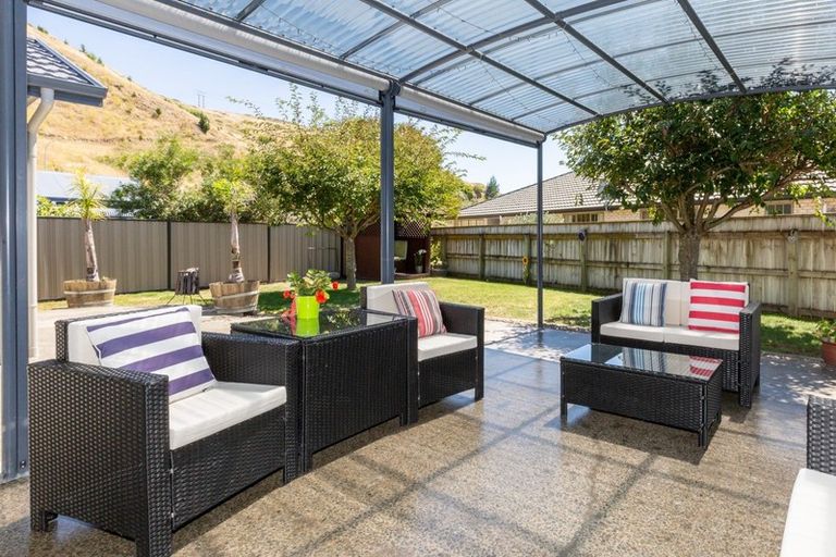 Photo of property in 9 Chenin Place, Greenmeadows, Napier, 4112