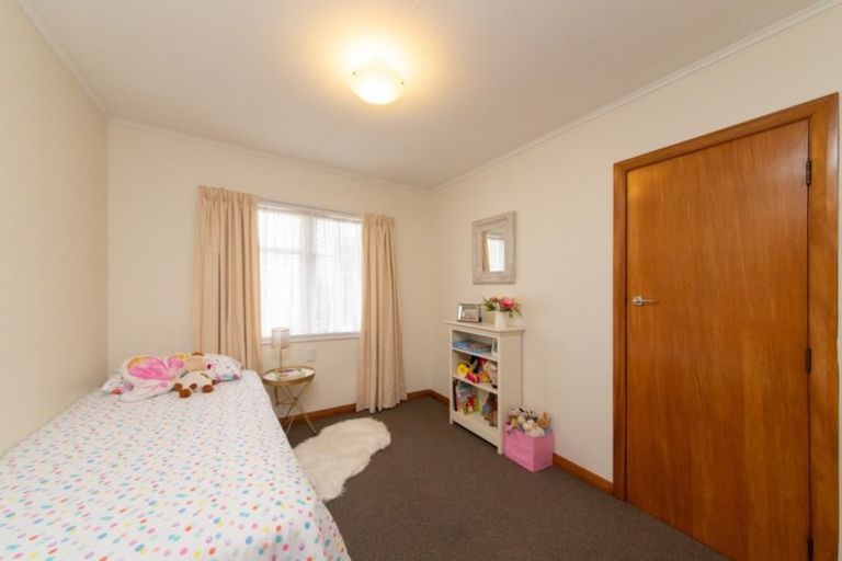 Photo of property in 81 Thames Street, Rongotea, 4476