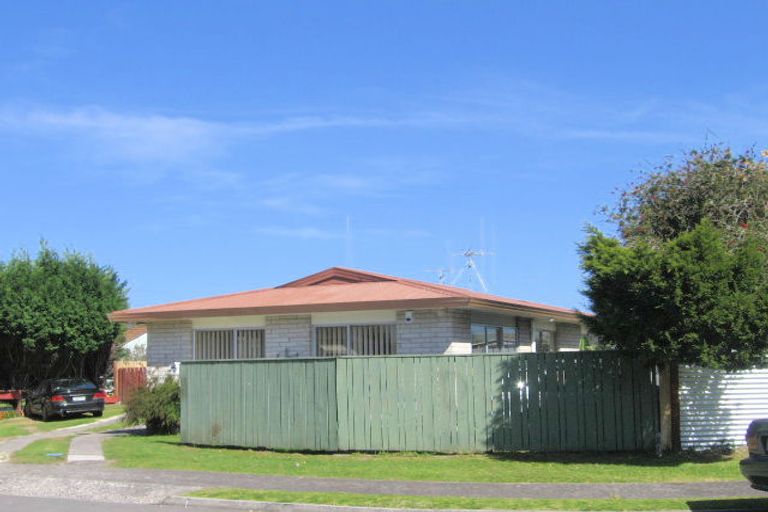 Photo of property in 2a Moorea Place, Mount Maunganui, 3116