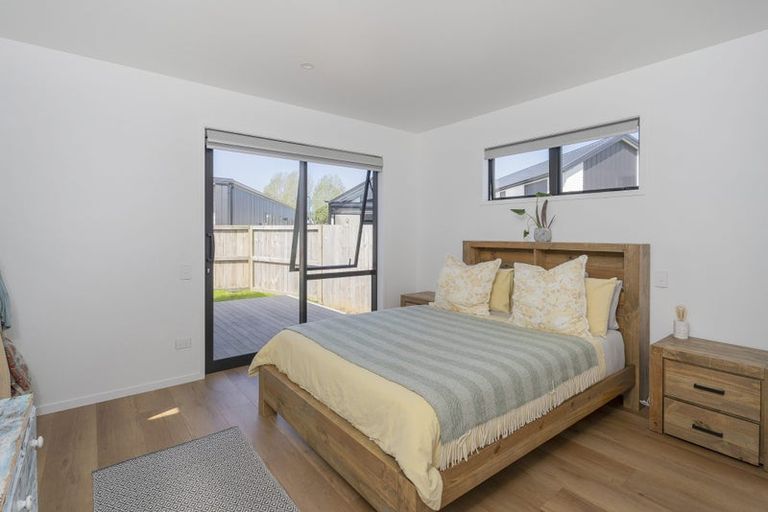 Photo of property in 10 Palm Drive, Whitianga, 3510