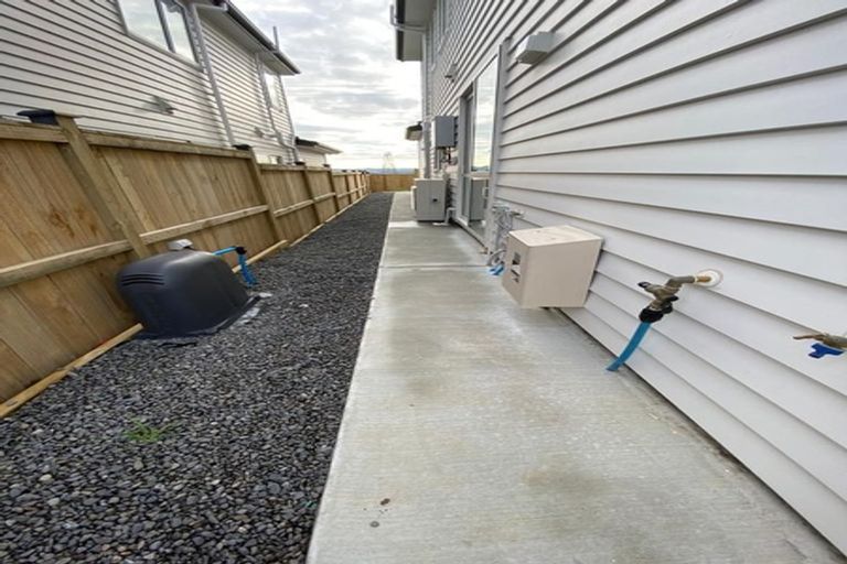 Photo of property in 48 Tir Conaill Avenue, Flat Bush, Auckland, 2019