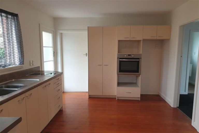 Photo of property in 22 Wilton Crescent, Bishopdale, Christchurch, 8053