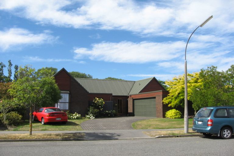 Photo of property in 179 Royal Park Drive, Parklands, Christchurch, 8083