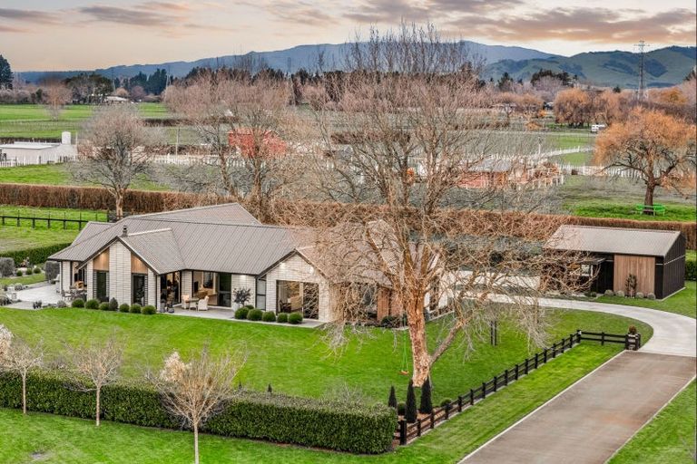 Photo of property in 4 Lammermoor Lane, Cambridge, 3493