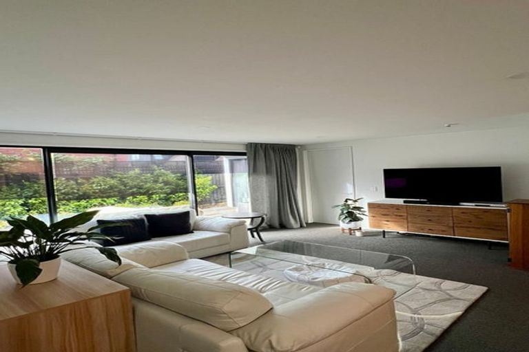 Photo of property in 17 Kinloch Street, St Albans, Christchurch, 8014