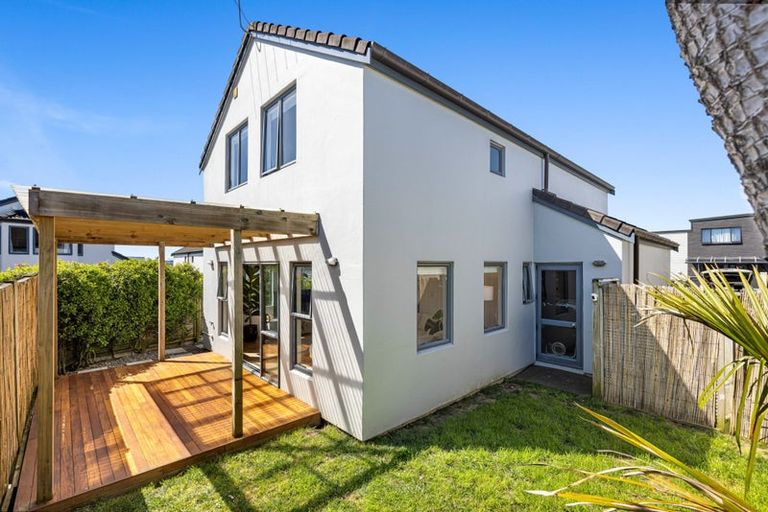 Photo of property in 4/48 Schnapper Rock Road, Schnapper Rock, Auckland, 0632