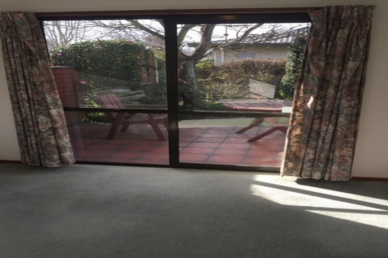 Photo of property in 31 Sayers Crescent, Ilam, Christchurch, 8041