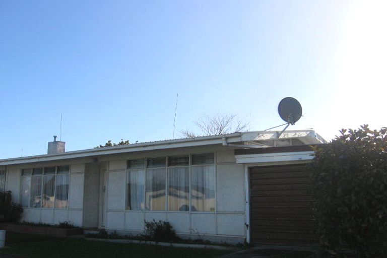 Photo of property in 54 Lancaster Street, Takaro, Palmerston North, 4412