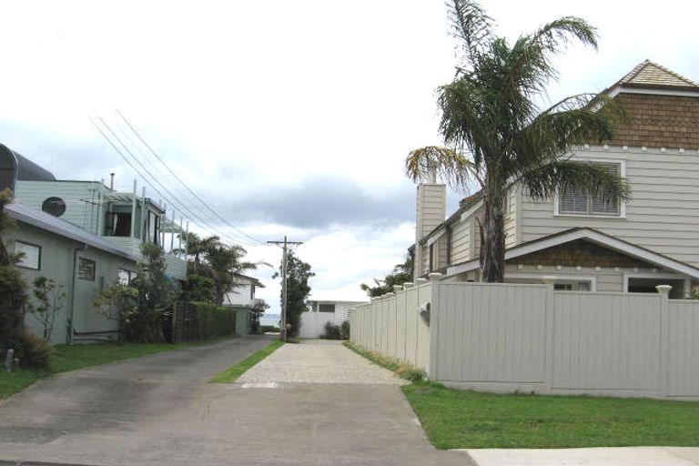 Photo of property in 7a Holiday Road, Milford, Auckland, 0620