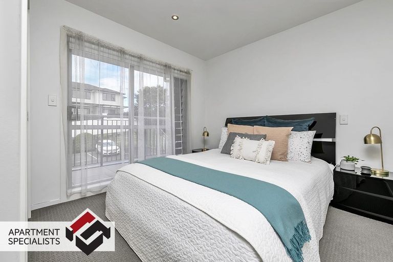 Photo of property in 7e/60 Masons Road, Oteha, Auckland, 0632