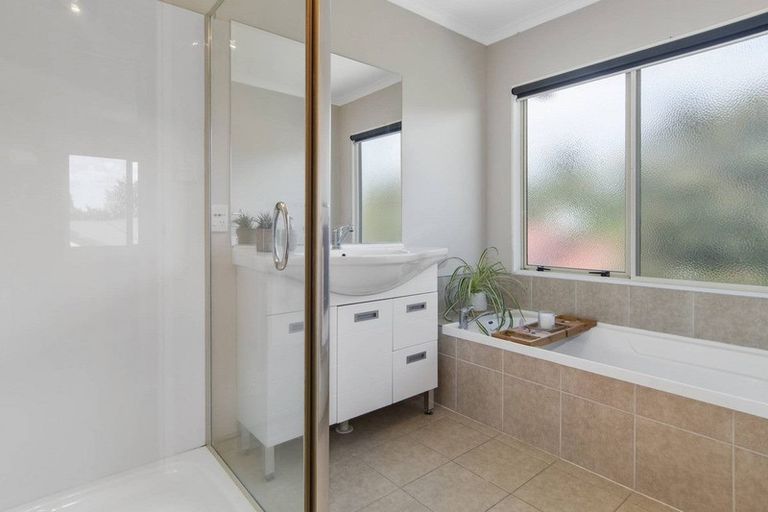 Photo of property in 21 Wakefield Drive, Bethlehem, Tauranga, 3110