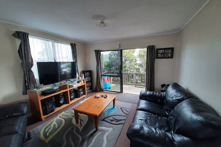 Photo of property in 6 Solveig Place, Randwick Park, Auckland, 2105