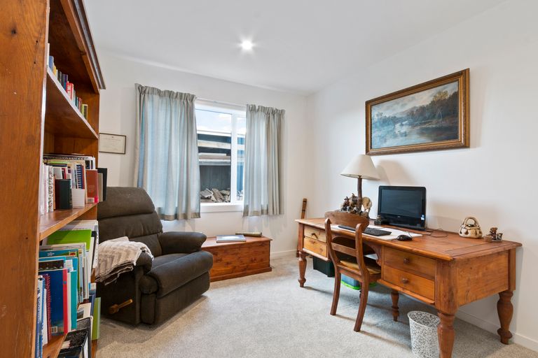 Photo of property in 42 Infinity Drive, Pegasus, 7612