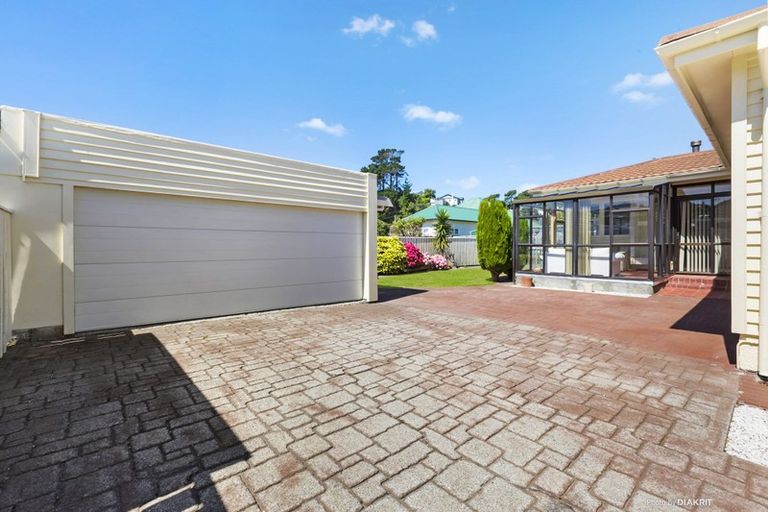 Photo of property in 77a Rotherham Terrace, Miramar, Wellington, 6022