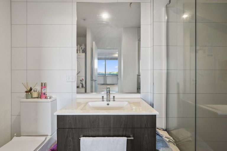 Photo of property in 1306/8 Lakewood Court, Manukau, Auckland, 2104