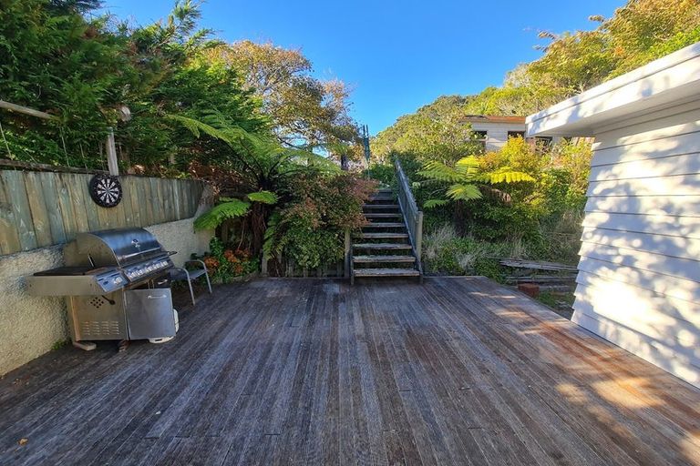 Photo of property in 93 Karori Road, Karori, Wellington, 6012